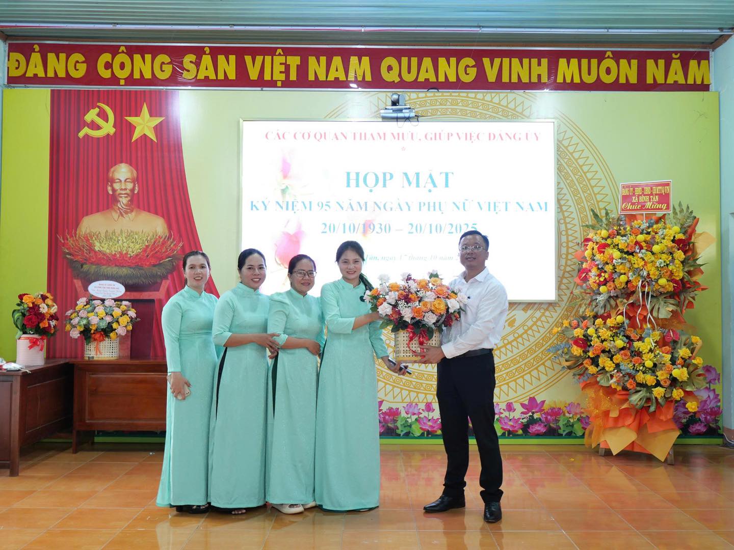 561892121 122140460126943893 8122558395351490278 n